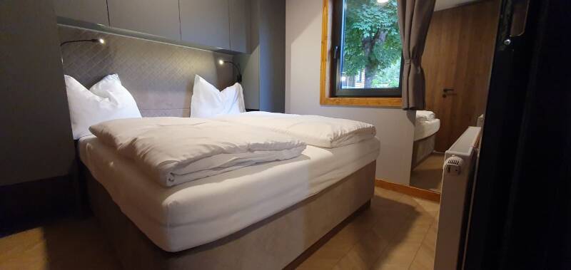 c9a322d3 7d4e 44d1 88cb b7edf4cdd19a